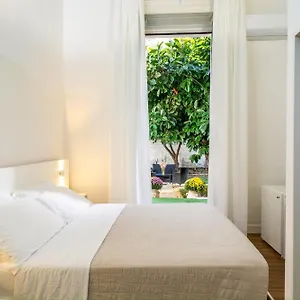 mini-suite-al-giardino-della-giganza.taorminaitalyhotels.com/